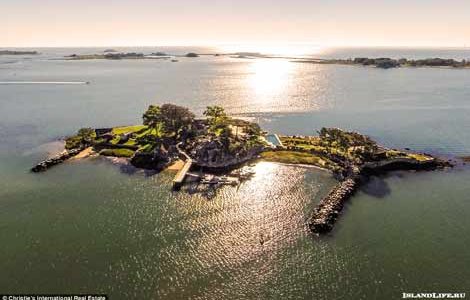 В США продают особняк на острове, где отдыхали Мэрилин Монро и Барбра Стрейзанд