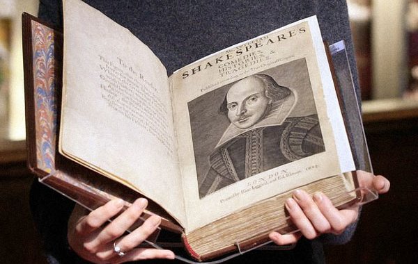 Так выглядит найденный в Шотландии сборник сочинений Уильяма Шекспира